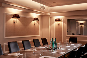 Antigon Urban Chic Hotel