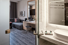 Antigon Urban Chic Hotel