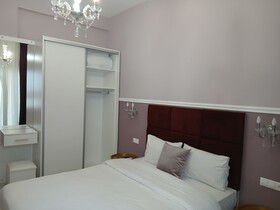 Black Onyx Comfort Suites