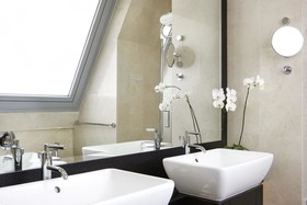 Daios Luxury Living