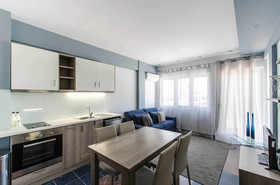 Evel's Home Suites