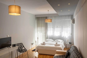 Evel's Home Suites