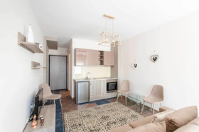 Evel's Home Suites