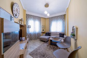 Kentrikon Deluxe Apartment  by Must