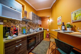 Kentrikon Deluxe Apartment  by Must
