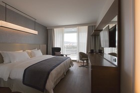 Makedonia Palace