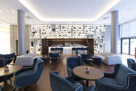 Makedonia Palace