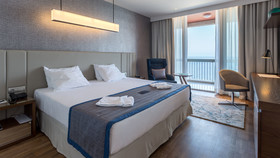 Makedonia Palace