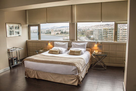 Makedonia Palace