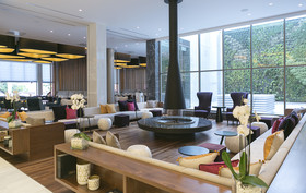 Makedonia Palace