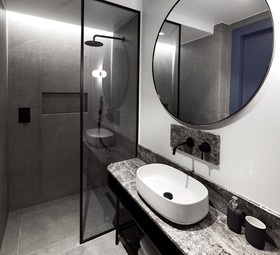 Roomore Apartments