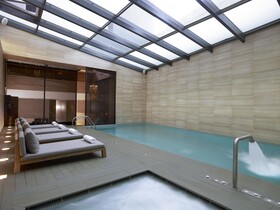 The Met Hotel