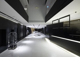 The Met Hotel