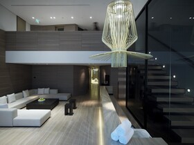 The Met Hotel