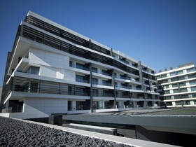 The Met Hotel