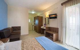 Castro Deluxe Hotel