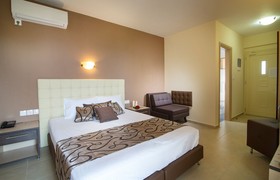 Castro Deluxe Hotel
