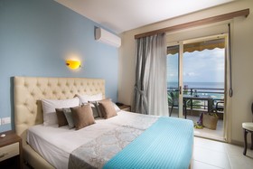 Castro Deluxe Hotel
