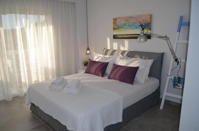 Villa Maria Studios & Suites