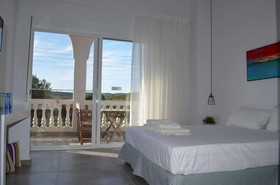Villa Maria Studios & Suites