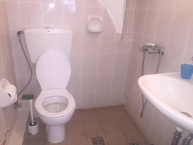 Apostolakis Rooms