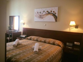 Hotel Nefeli
