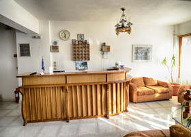 Kastro Hotel