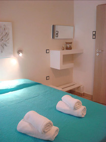 Smaragdi Rooms