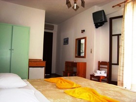 Ios Golden Sun Hotel