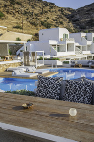 Levantes Ios Boutique Hotel