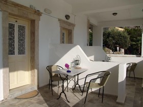 Alkyonis Apartments