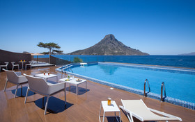 Carian Hotel