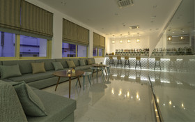 H Hotel Zephyros