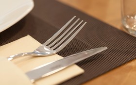 H Hotel Zephyros