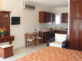 Royal Beach Hotel