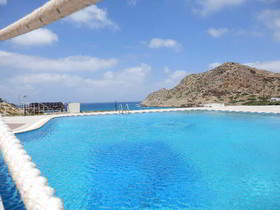 Royal Beach Hotel