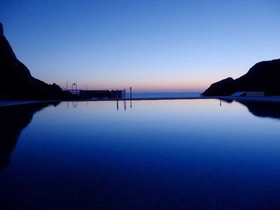 Royal Beach Hotel