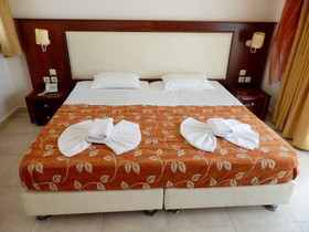 Royal Beach Hotel