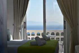Lefkorama Hotel