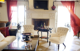 Porto Kea Suites