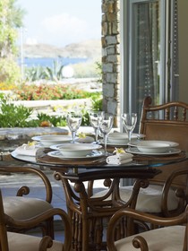 Porto Kea Suites