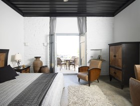 Porto Kea Suites