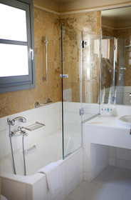 Porto Kea Suites
