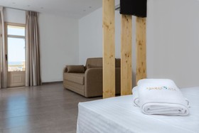 Anamar Kea Boutique