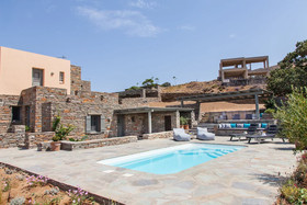 Mare Blu Koundouros