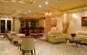 Lazaratos Hotel