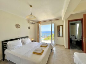 Villa Sakos