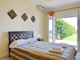 Villa Sakos