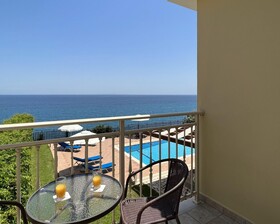 Villa Sakos