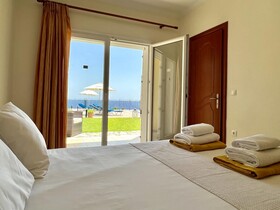 Villa Sakos